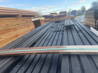 Ca. 16x Douglas Design- Triple- Deens profiel zwart, 22x142mm, lengte